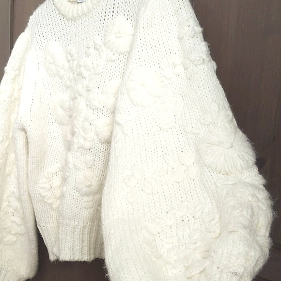 Zara Ecru Knit Pullover Balloon Sleeve Sweater - Picture 5 of 10